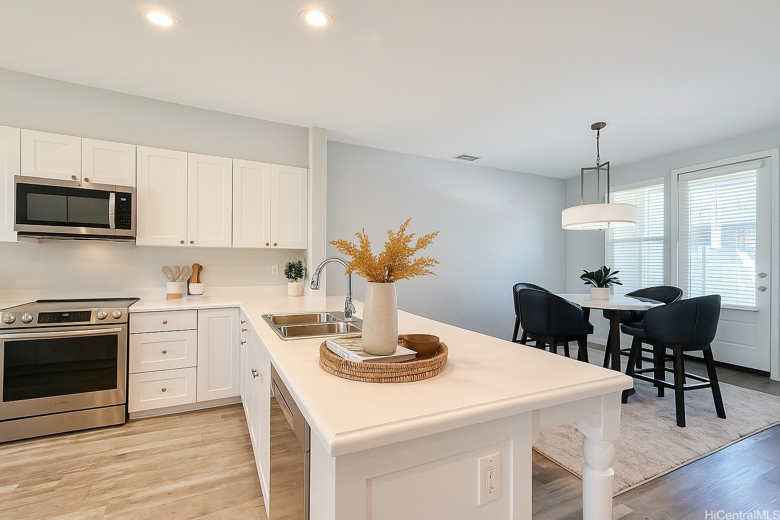 91-2220 Kaiwawalo Street 11-1105